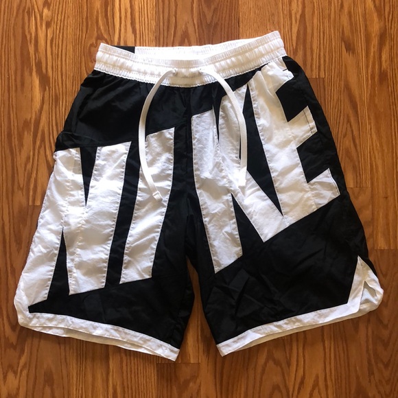 poshmark nike shorts
